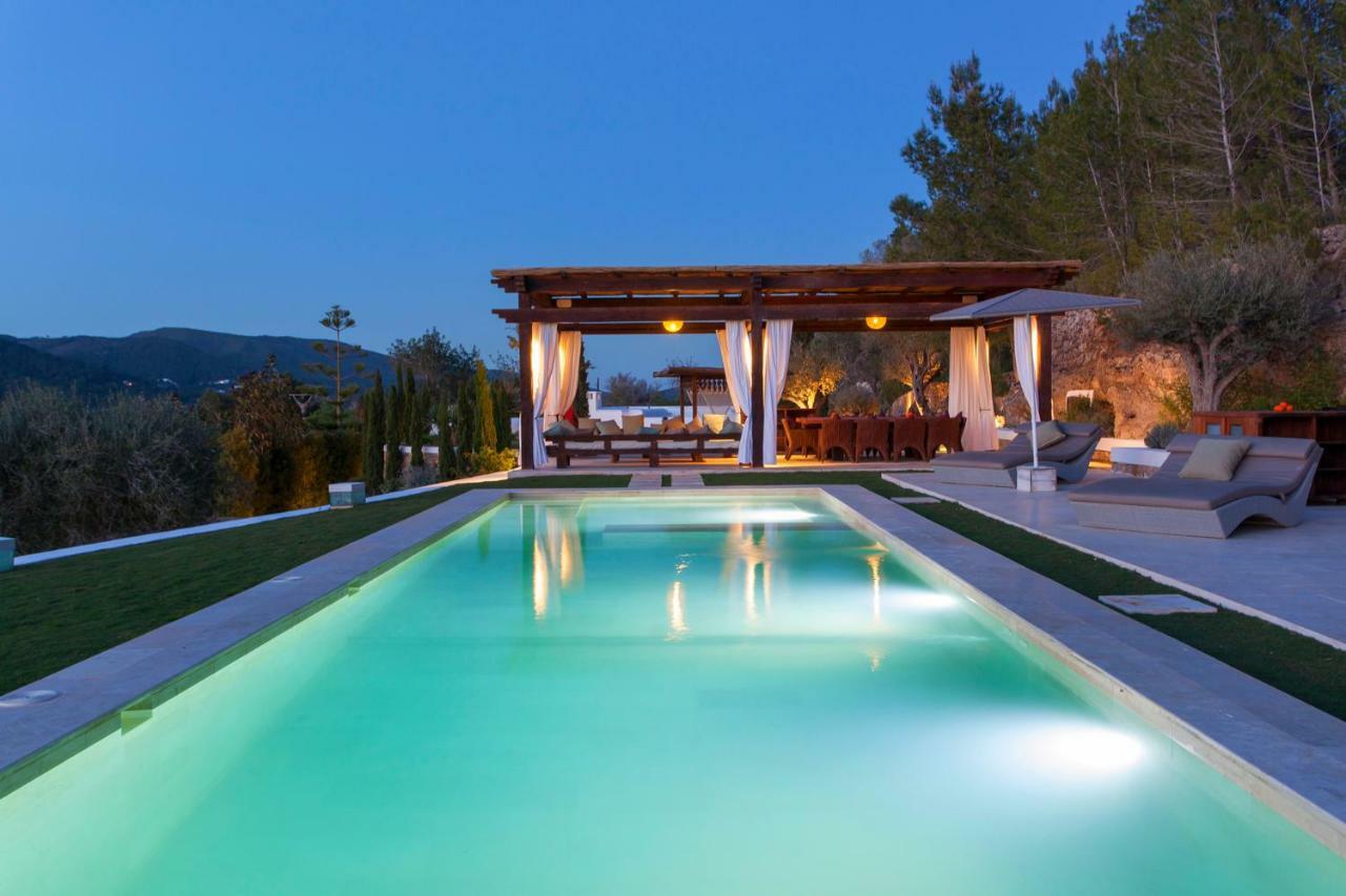 Ibiza Luxury Villa Santa Eularia des Riu Luaran gambar