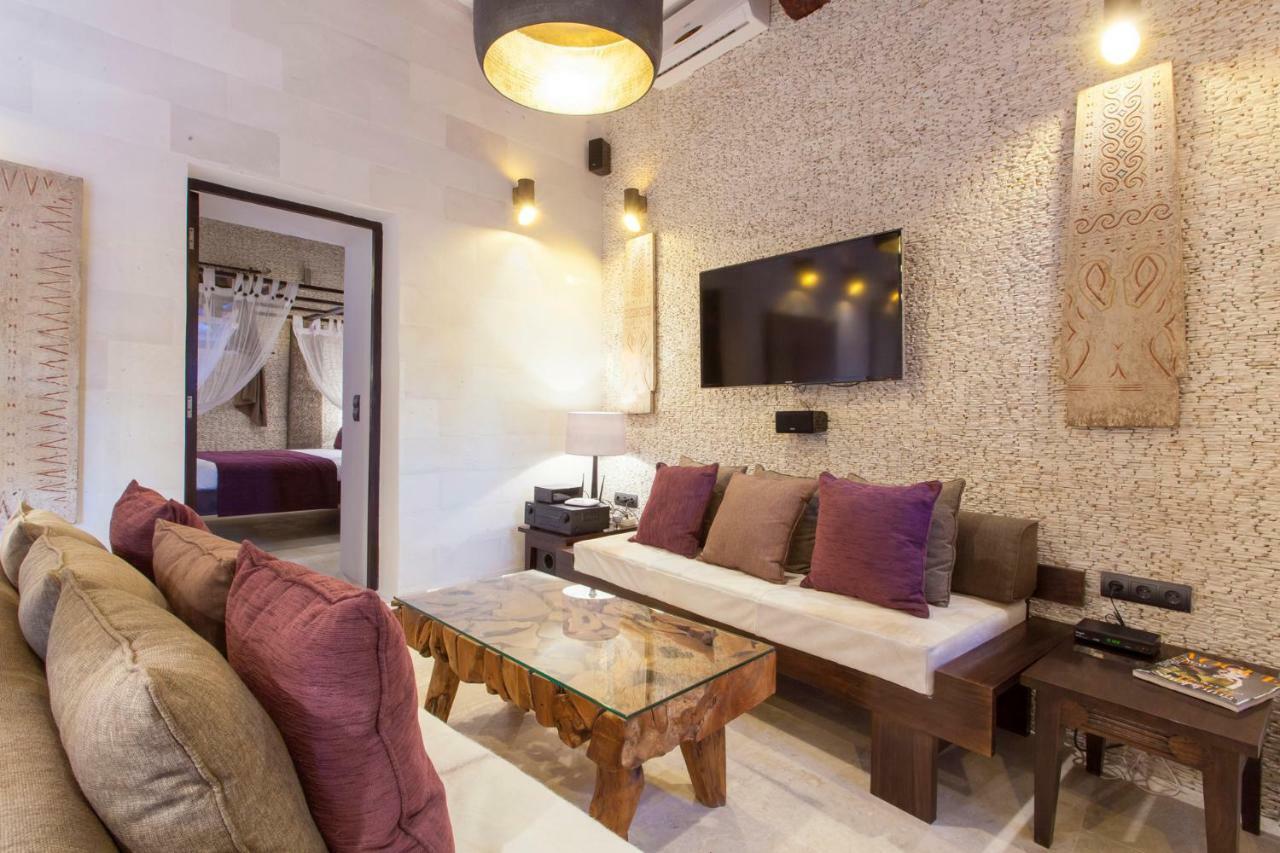 Ibiza Luxury Villa Santa Eularia des Riu Luaran gambar